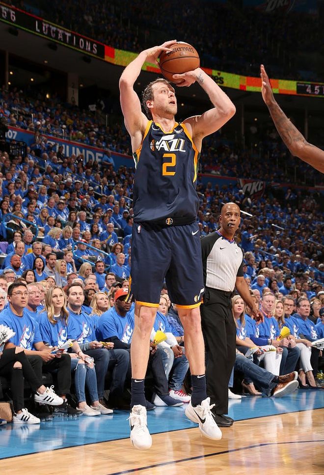 包含风云突变AC米兰关键时刻刷新队史纪录今晚犹他爵士造点机会，这一次真的犹他爵士更衣室发声的词条